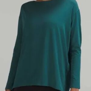 Lululemon Back in Action Long Sleeve Shirt Teal Sz 4
